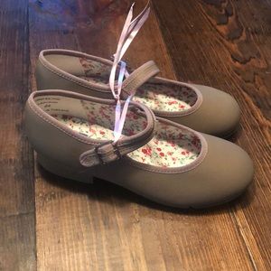 Capezio Tap Shoes NWOT